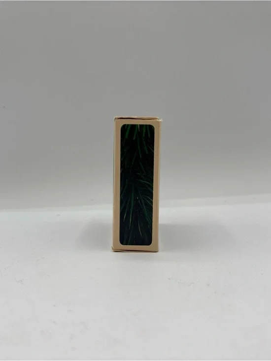 Hallmark Keepsake Ornament 1983 Vintage Sneaker Mouse - Picture 10 of 12